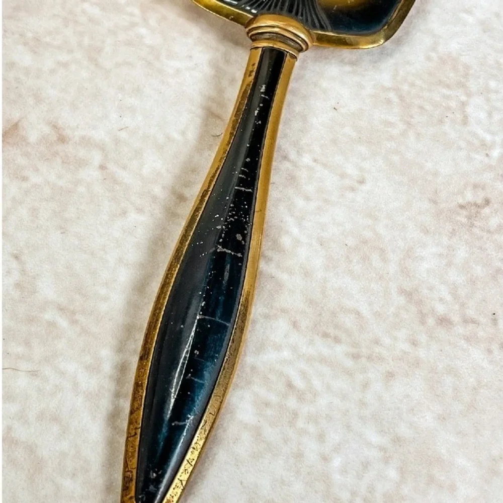 Black‎ and Gold Hand Mirror